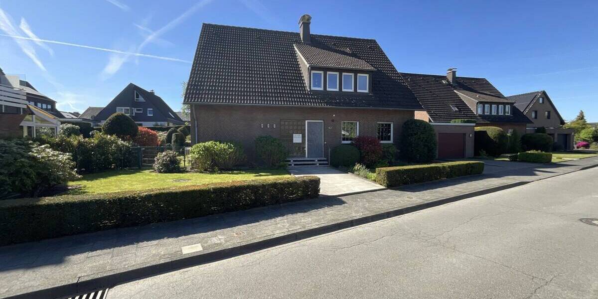 Mehrfamilienhaus, Wohnhaus Waltrop - 8 Zimmer, 215 m&sup2;, 415.000&euro; | Angebot:26723708