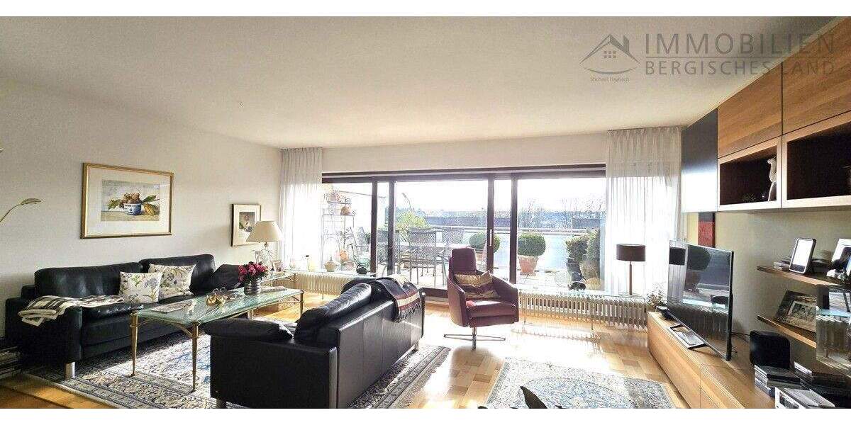 Reihenendhaus Hückeswagen Wiehagen - 5 Zimmer, 156 m&sup2;, 329.000&euro; | Angebot:25675575