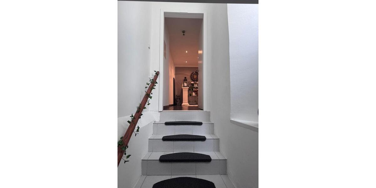 Etagenwohnung Dortmund Innenstadt Nord - 3 Zimmer, 105 m&sup2;, 950&euro; | Angebot:26068956