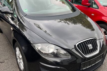 Seat Altea 172.000 km 2.999 &euro; Recklinghausen 45663