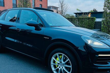 Porsche Cayenne 174.000 km 43.911 &euro; Bottrop 46242