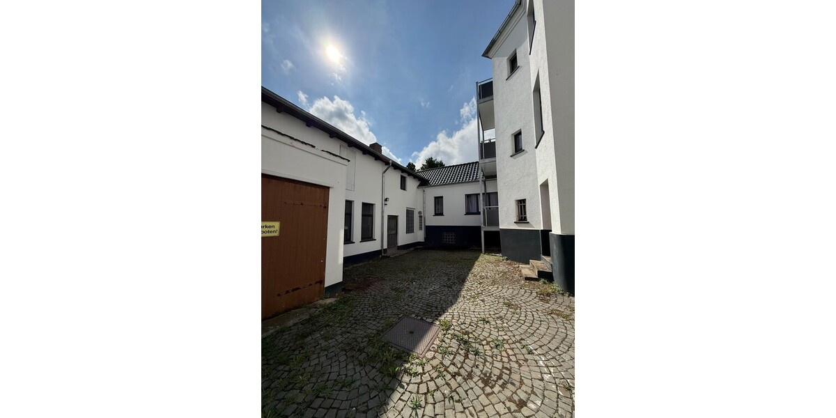 Dreifamilienhaus mit Gewerbe in Dortmund-Aplerbeck - Mehrfamilienhaus, Wohnhaus Dortmund / Aplerbeck Aplerbeck | Angebot:27351569