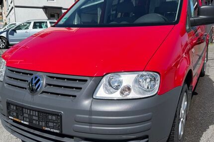 VW Caddy 143.559 km 4.890 &euro; Velbert 42551
