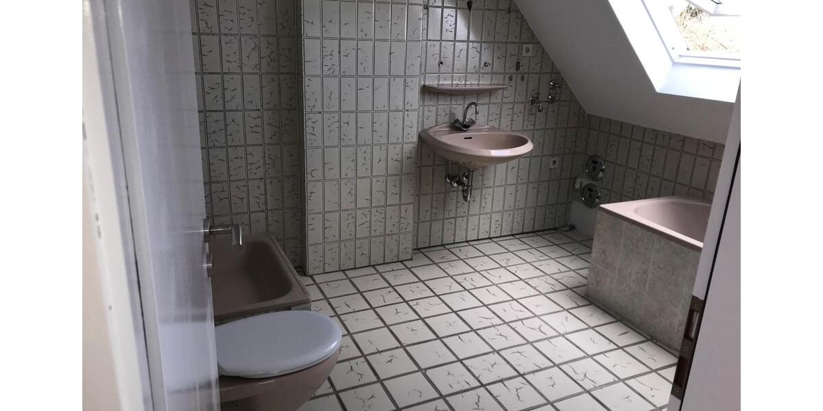 Dachgeschoßwohnung Dortmund Hörde - 1.5 Zimmer, 43 m&sup2;, 125.000&euro; | Angebot:26235883