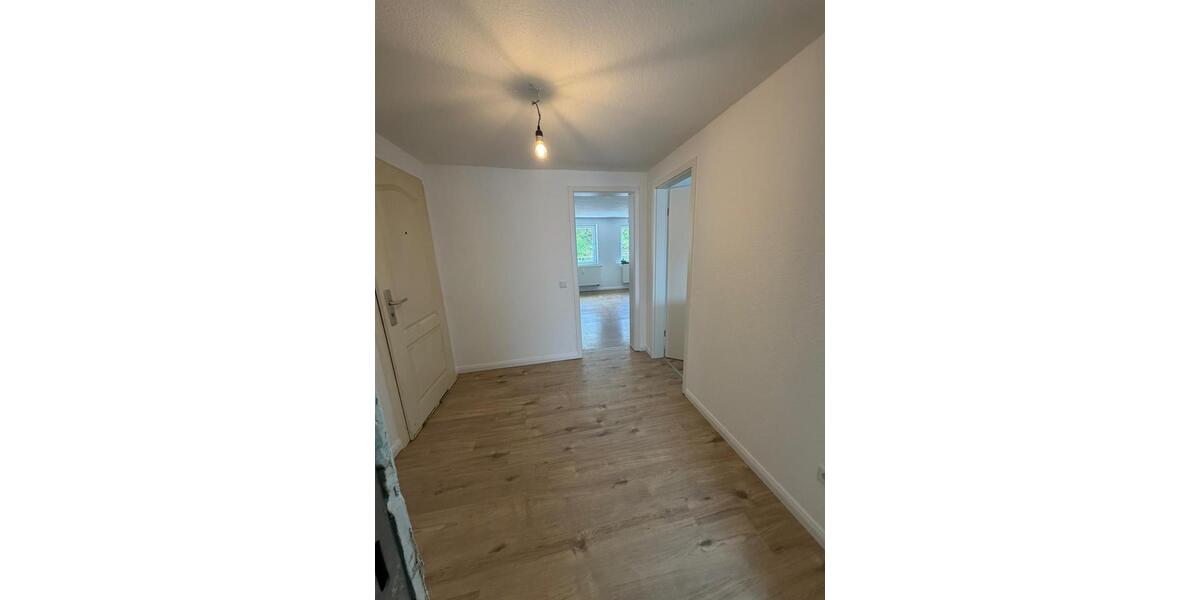 Etagenwohnung Wuppertal Gemarkung Nächstebreck - 2 Zimmer, 72 m&sup2;, 650&euro; | Angebot:26340358