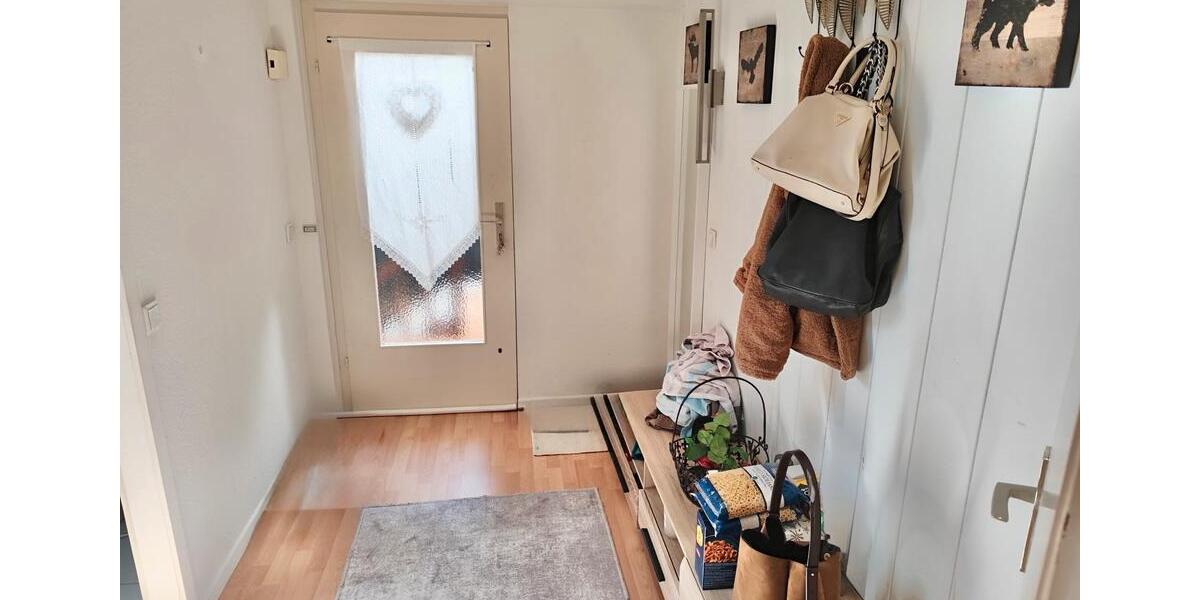Dachgeschoßwohnung Solingen Wald - 2.5 Zimmer, 55 m&sup2;, 720&euro; | Angebot:26400660