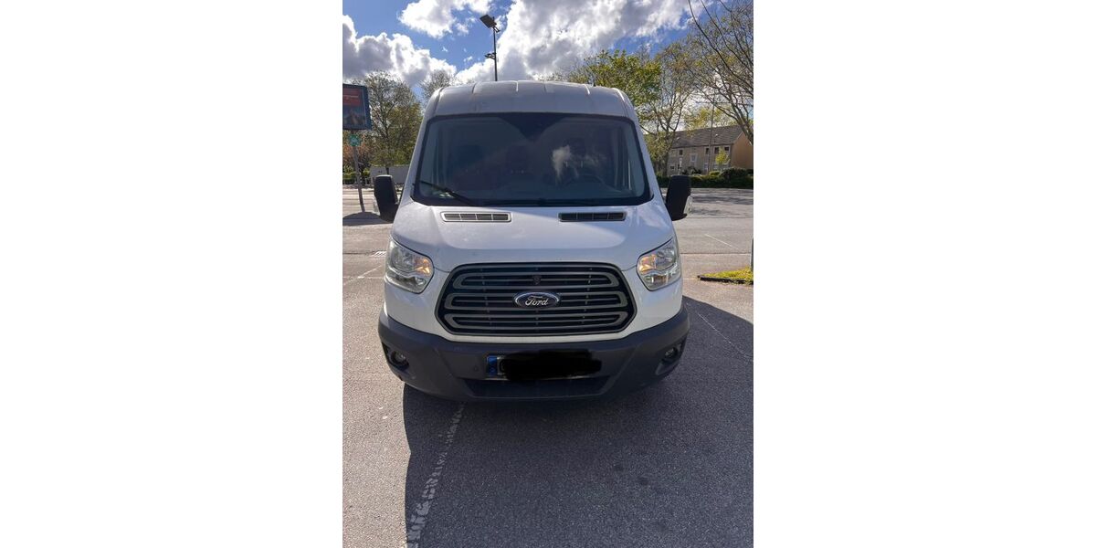 Ford Transit 157.600 km 9.800 &euro; Oberhausen 46049