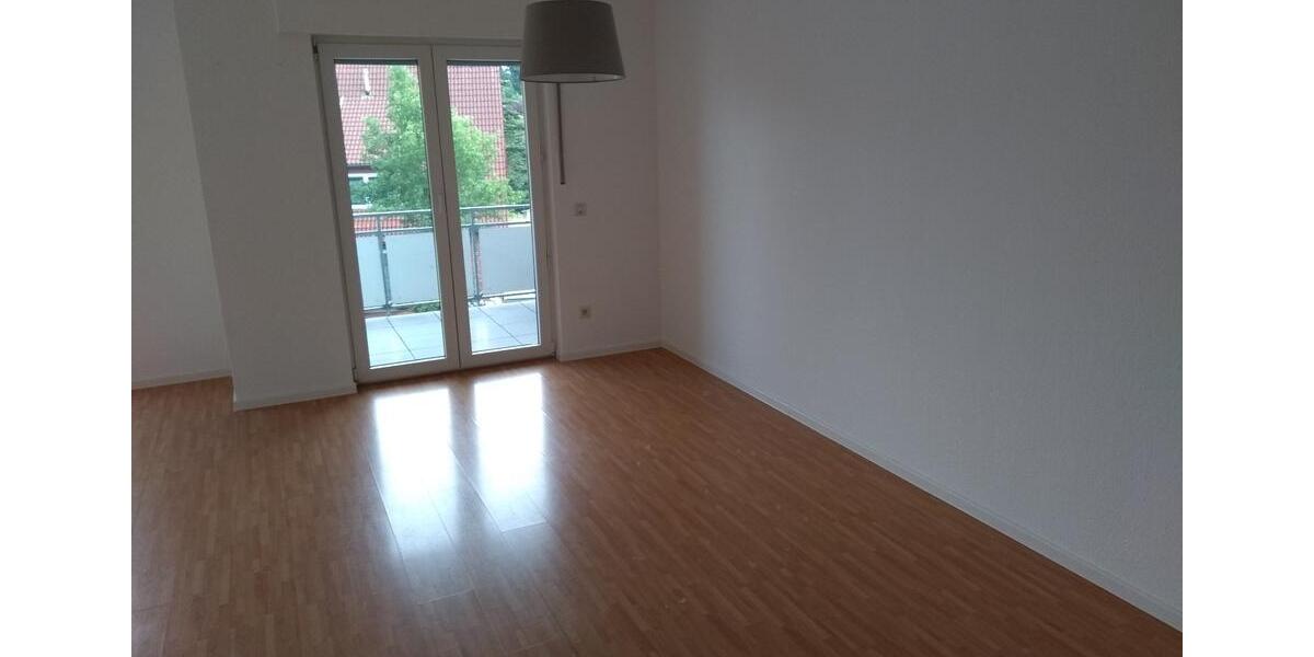 Dachgeschoßwohnung Recklinghausen Berghausen - 3.5 Zimmer, 83 m&sup2;, 628&euro; | Angebot:26380573