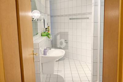 SONNIGE AUSSICHT - SÜDBALKON, AUFZUG & TIEFGARAGE - Etagenwohnung Remscheid | Angebot:26199633