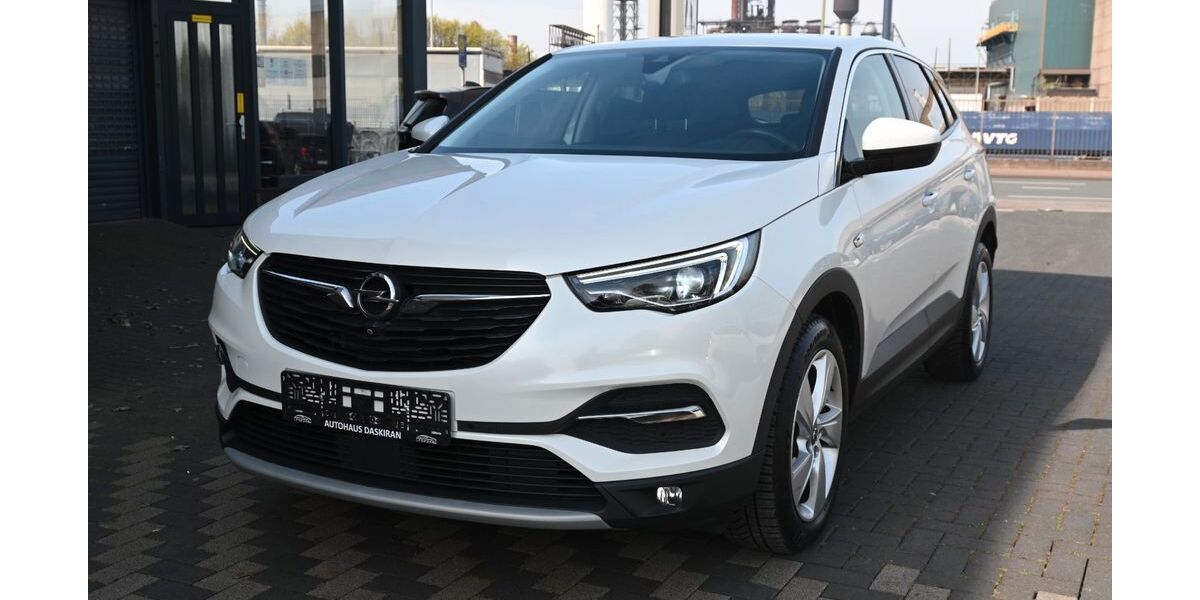 Opel Grandland (X) 92.000 km 13.950 &euro; Duisburg 47259