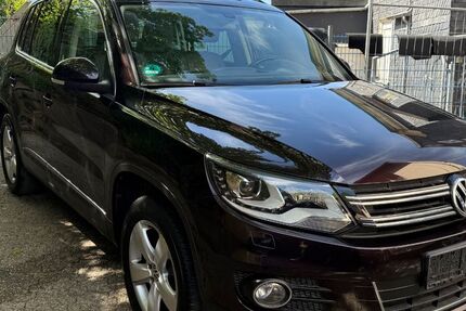 VW Tiguan 99.000 km 11.500 &euro; Remscheid 42855