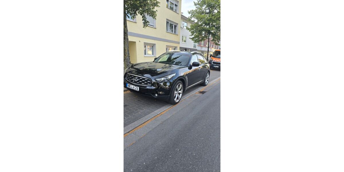 INFINITI FX 240.000 km 6.000 &euro; Marl 45770
