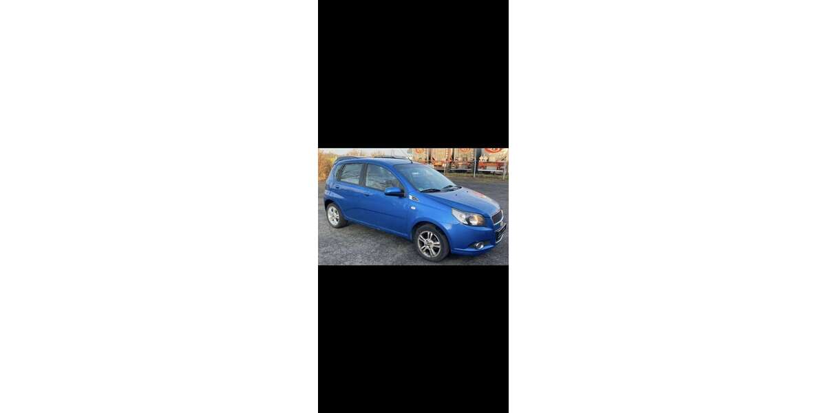 Chevrolet Aveo 106.000 km 3.299 &euro; Duisburg 47139
