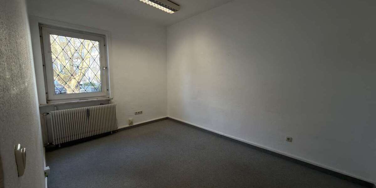Büro- und Praxisfläche in Hattingen-Altstadt mit IT-Raum, LAN, Seminarraum & Garten - Gewerbeobjekt Hattingen Baak | Angebot:26066718