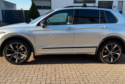 VW Tiguan 36.500 km 33.400 &euro; Velbert 42553