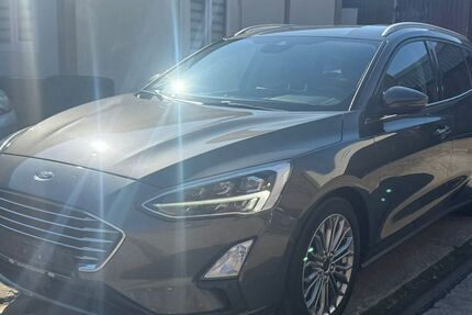 Ford Focus 203.000 km 8.100 &euro; Hattingen 45525