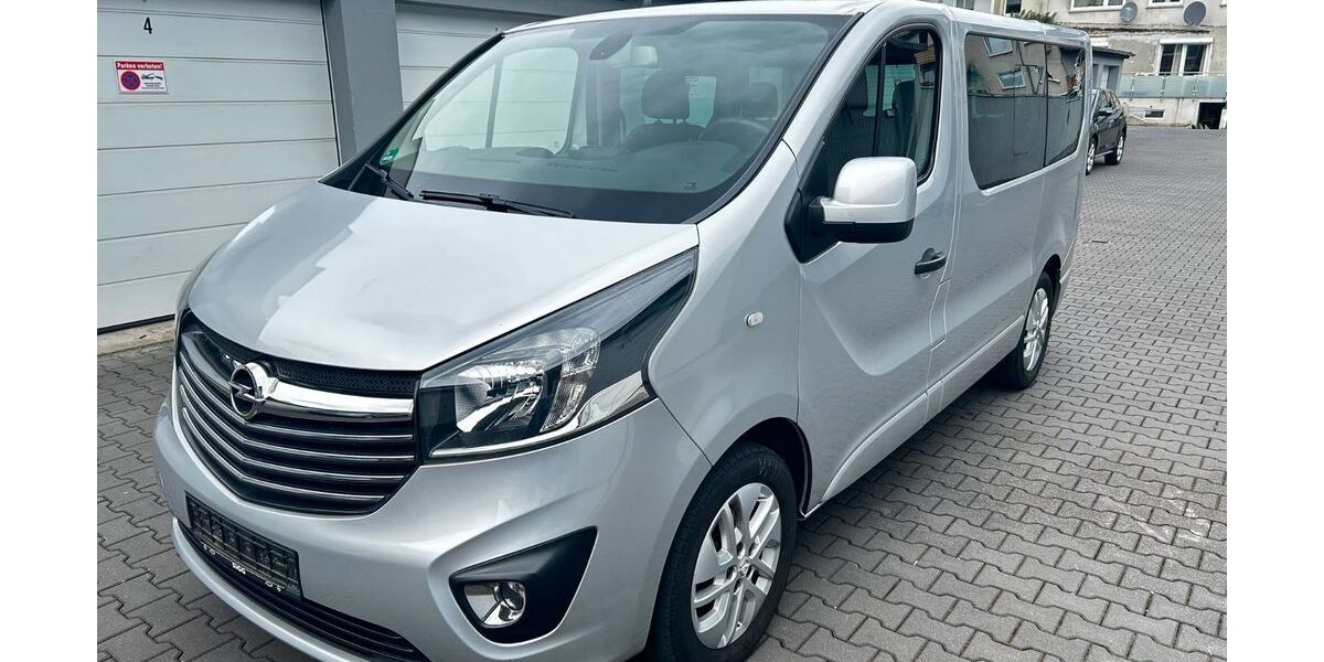 Opel Vivaro 138.691 km 13.850 &euro; Duisburg 47058