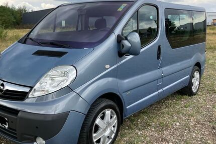 Opel Vivaro 362.333 km 9.490 &euro; Bochum 44805