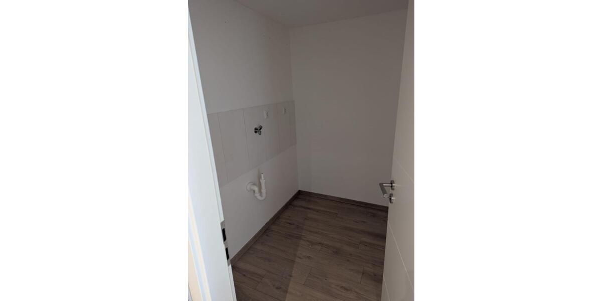 Etagenwohnung Hattingen - 4 Zimmer, 120 m&sup2;, 1.100&euro; | Angebot:26132191