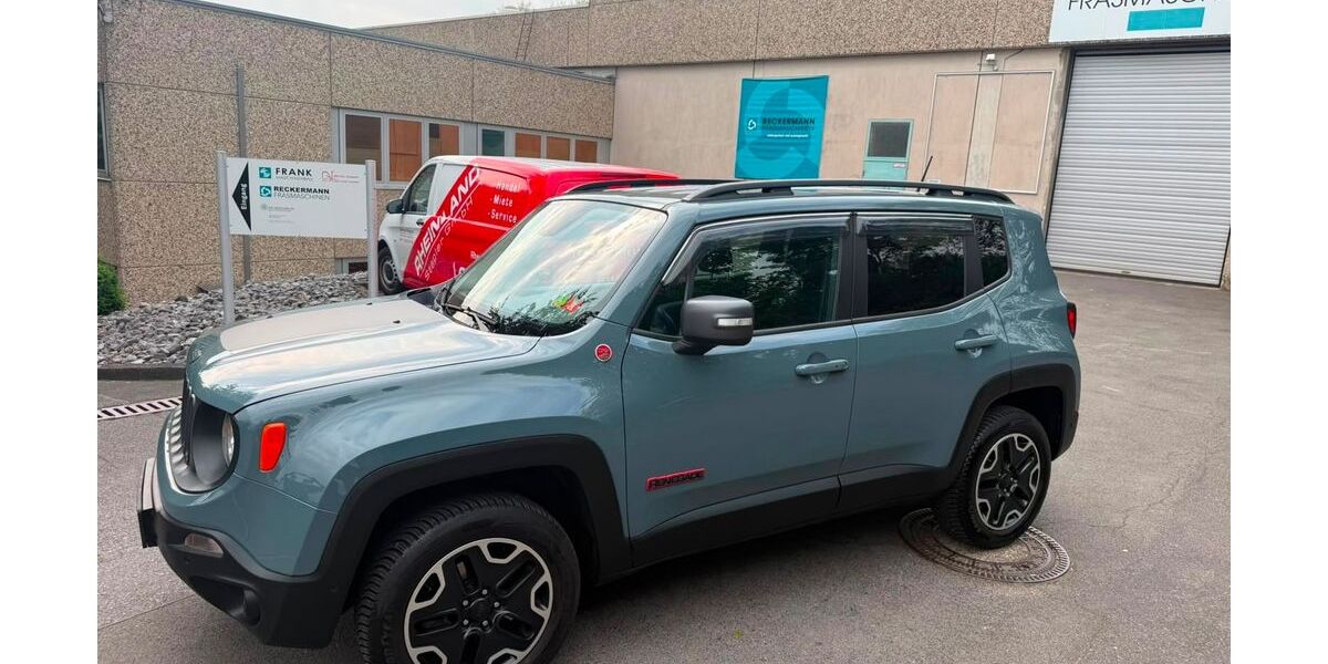 Jeep Renegade 93.000 km 13.999 &euro; Solingen 42697