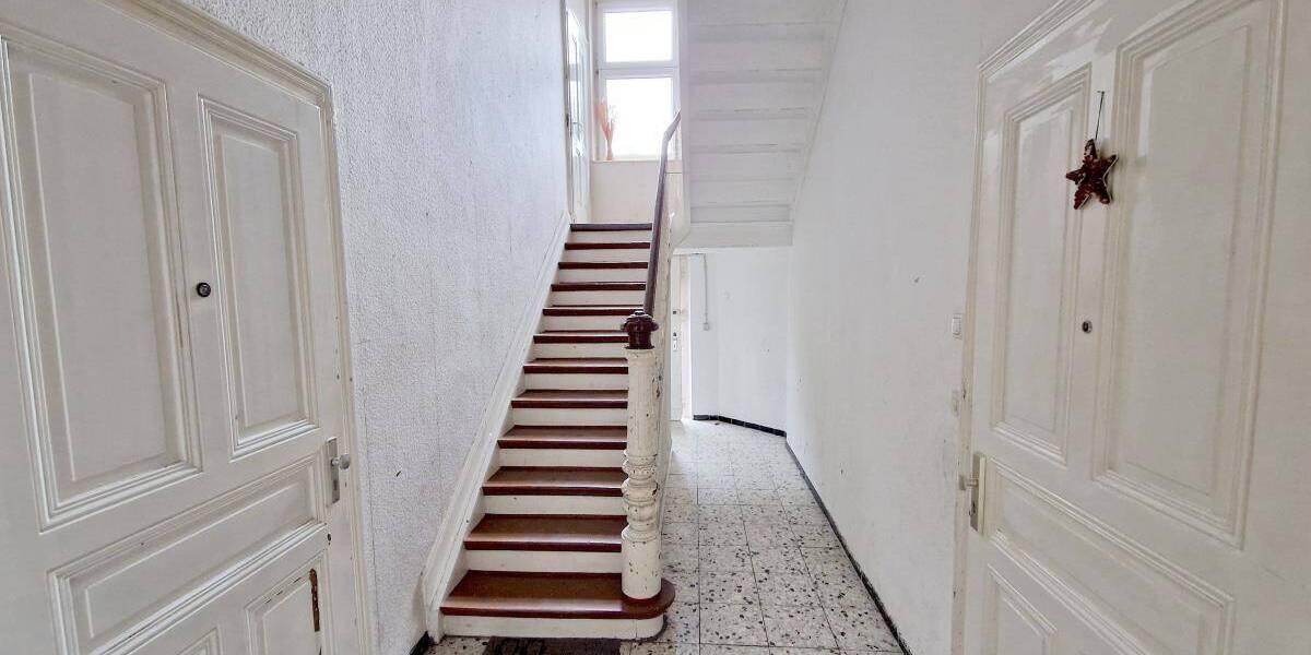 Mehrfamilienhaus, Wohnhaus Oberhausen Sterkrade-Mitte - 1 Zimmer, 281 m&sup2;, 289.000&euro; | Angebot:26420448