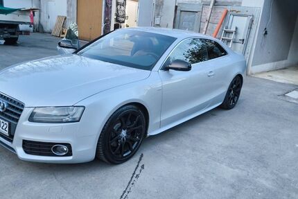 Audi A5 160.000 km 7.999 &euro; Hagen 58135