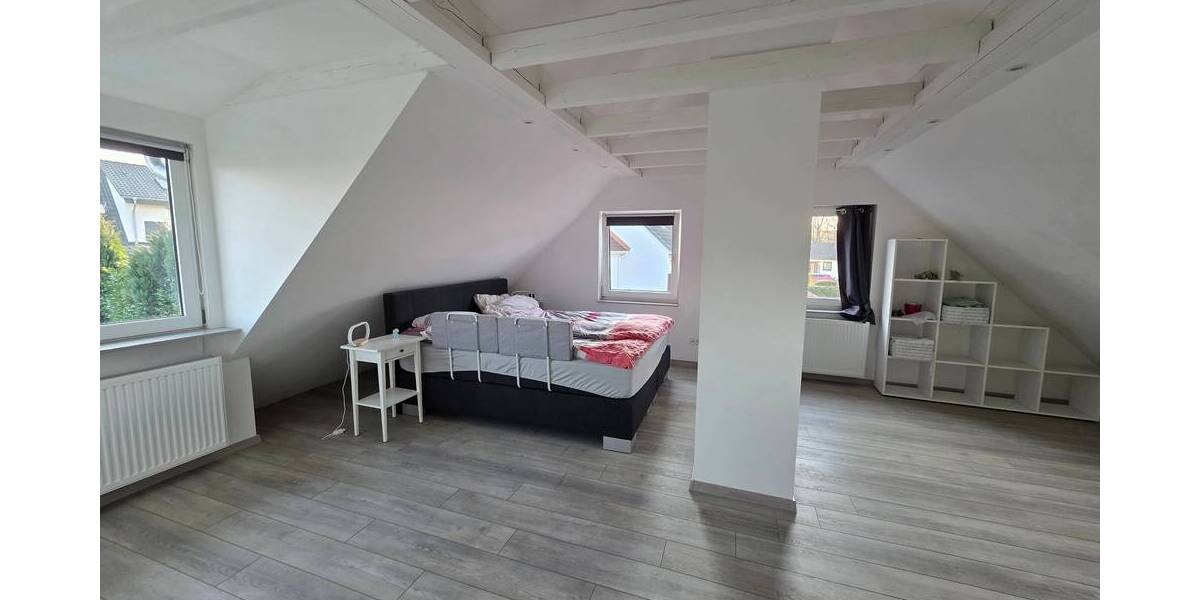 Mehrfamilienhaus, Wohnhaus Velbert Kostenberg - 9 Zimmer, 259 m&sup2;, 650.000&euro; | Angebot:25733904