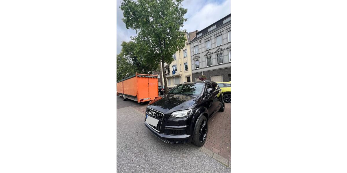 Audi Q7 180.000 km 17.000 &euro; Duisburg 47139