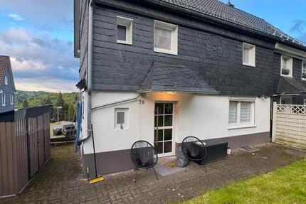 Haus Remscheid Lüttringhausen - 5 Zimmer, 120 m&sup2;, 300.000&euro; | Angebot:27296262