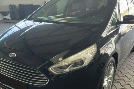 Ford Galaxy 148.000 km 16.990 &euro; Dortmund 44145