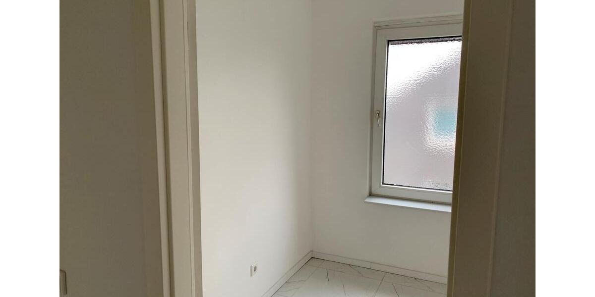 Dachgeschoßwohnung Mülheim an der Ruhr Rechtsruhr-Nord - 3.5 Zimmer, 85 m&sup2;, 850&euro; | Angebot:26120917