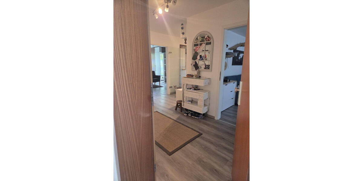 Etagenwohnung Velbert Neviges - 4 Zimmer, 100 m&sup2;, 278.600&euro; | Angebot:26385752