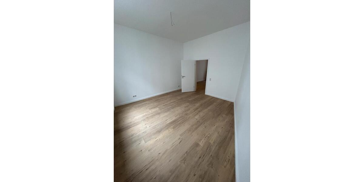 Erdgeschoßwohnung Wuppertal Arrenberg - 2 Zimmer, 53 m&sup2;, 681&euro; | Angebot:26249914