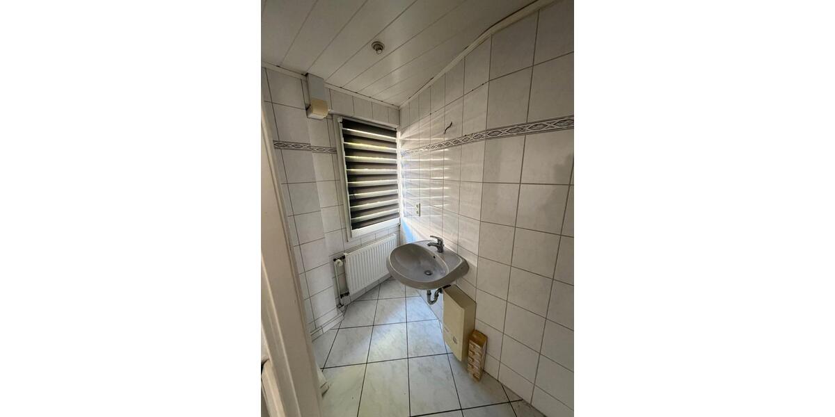 Etagenwohnung Solingen Mitte - 1 Zimmer, 49 m&sup2;, 410&euro; | Angebot:26382998
