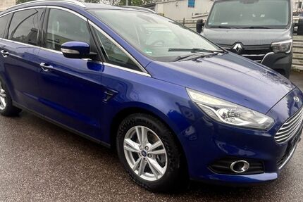 Ford S-Max 143.356 km 10.800 &euro; Essen 45326