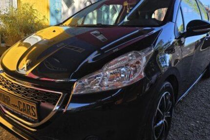 Peugeot 208 150.000 km 4.450 &euro; Dortmund 44263