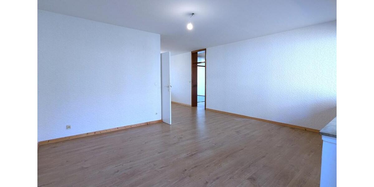 Etagenwohnung Bochum Laer - 3 Zimmer, 83 m&sup2;, 700&euro; | Angebot:26066549