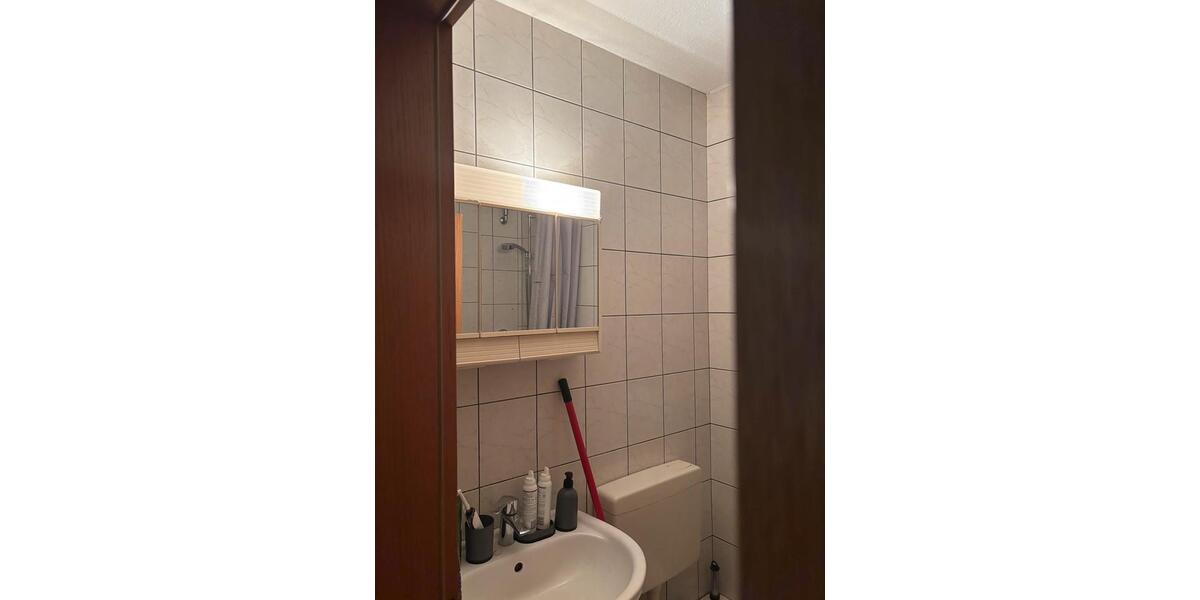 Dachgeschoßwohnung Dortmund Huckarde - 1 Zimmer, 20 m&sup2;, 220&euro; | Angebot:26234564