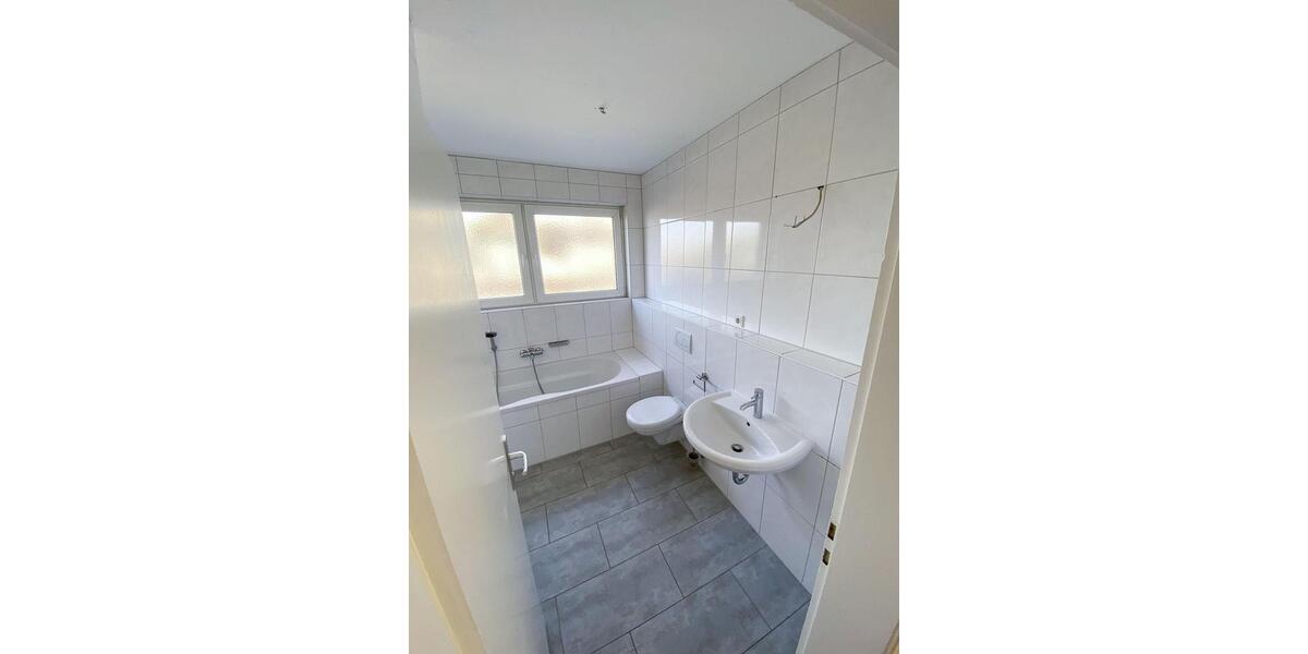Etagenwohnung Castrop-Rauxel Deinighausen - 4 Zimmer, 93 m&sup2;, 790&euro; | Angebot:26382803
