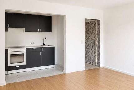 Wohnung Essen Stadtbezirk III - 1 Zimmer, 55 m&sup2;, 750&euro; | Angebot:27388812