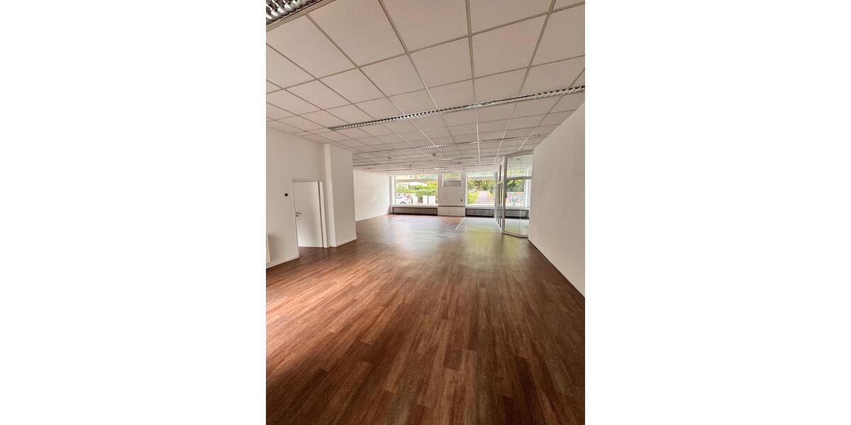 Gewerbeobjekt Essen Stadtbezirk VIII - 1.300&euro; | Angebot:26331170