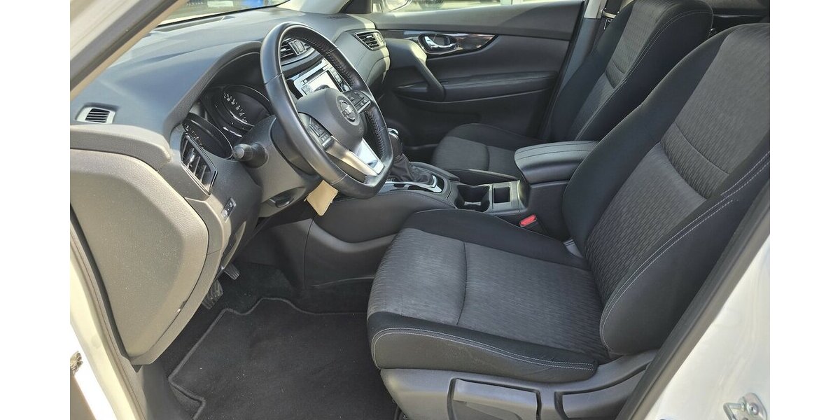 Nissan X-Trail N-Way Automatik|Panorama|AHK|Navi 44.187 km 17.950 &euro; Wermelskirchen 42929