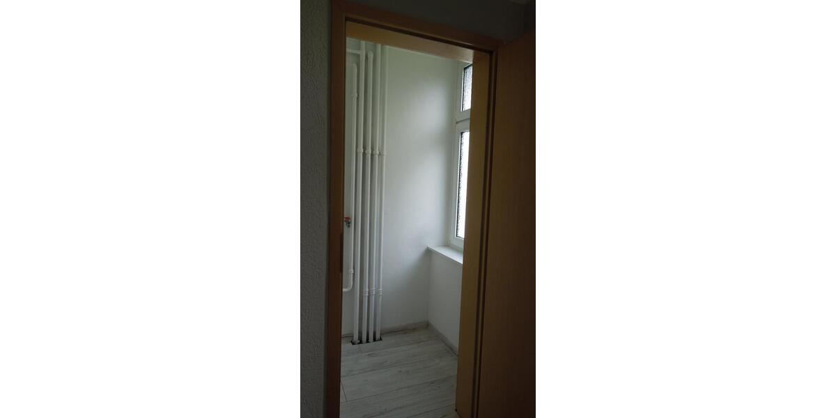 Etagenwohnung Remscheid Reinshagen - 3 Zimmer, 99 m&sup2;, 730&euro; | Angebot:26111216