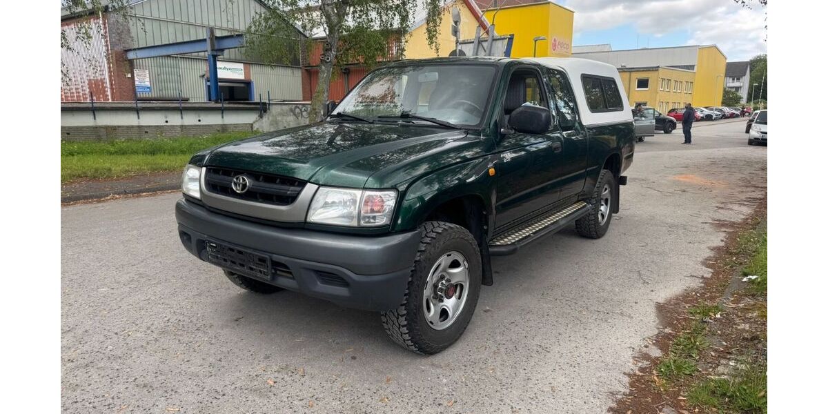 Toyota Hilux 350.000 km 7.500 &euro; Essen 45326