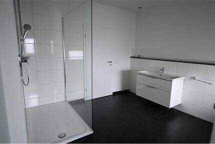 Wohnung Solingen Central - 2 Zimmer, 75 m&sup2;, 985&euro; | Angebot:26227111