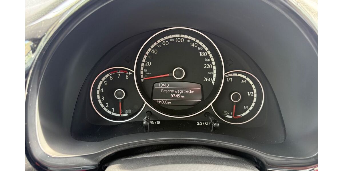 VW Beetle 9.745 km 21.450 &euro; Oberhausen 46049