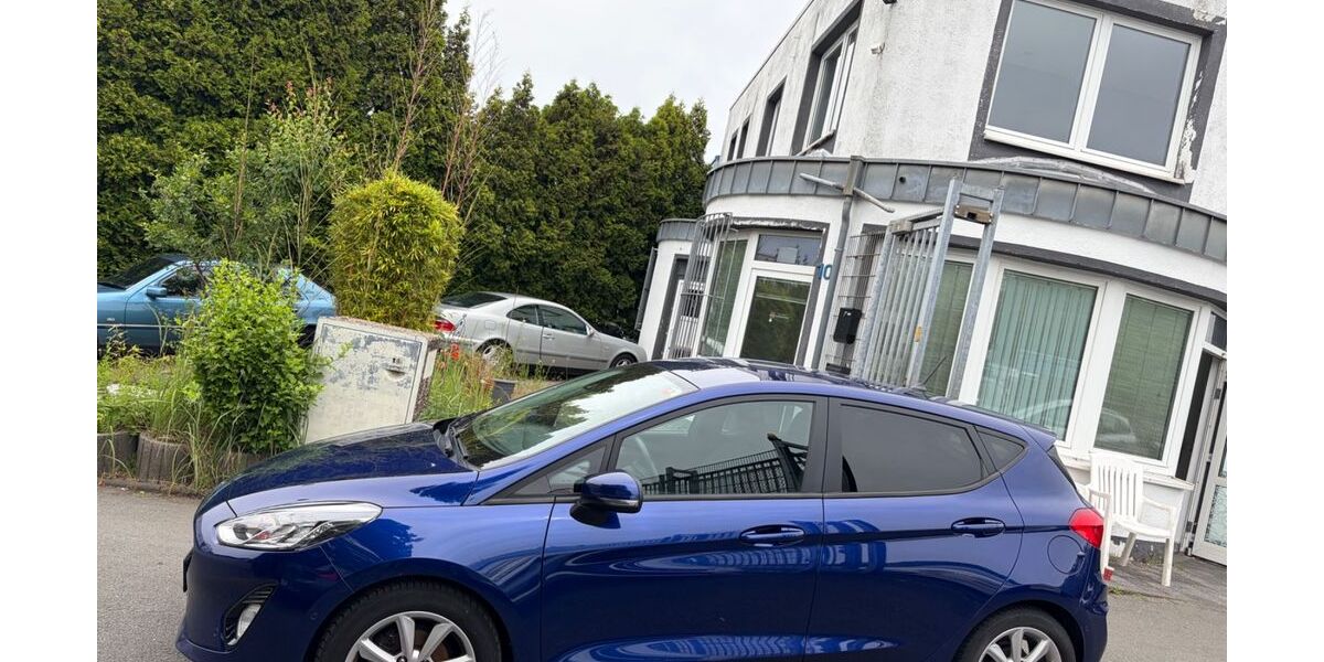 Ford Fiesta 74.500 km 7.490 &euro; Essen 45326