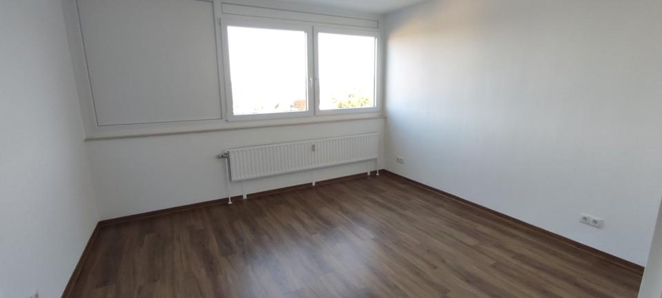 Dachgeschoßwohnung Dortmund Hombruch - 3 Zimmer, 80 m&sup2;, 824&euro; | Angebot:26222263