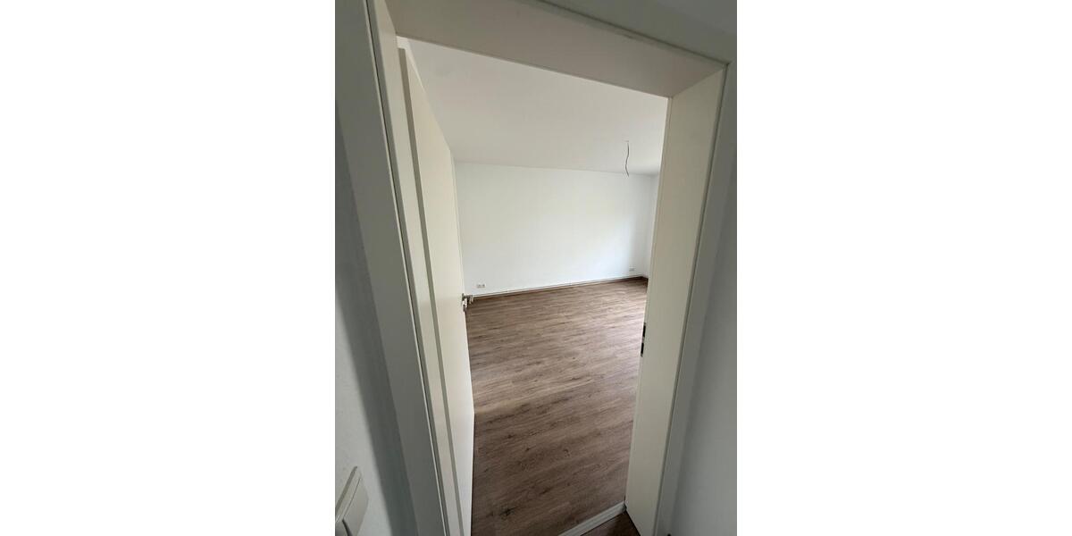 Etagenwohnung Bochum - 4 Zimmer, 73 m&sup2;, 693&euro; | Angebot:26375173