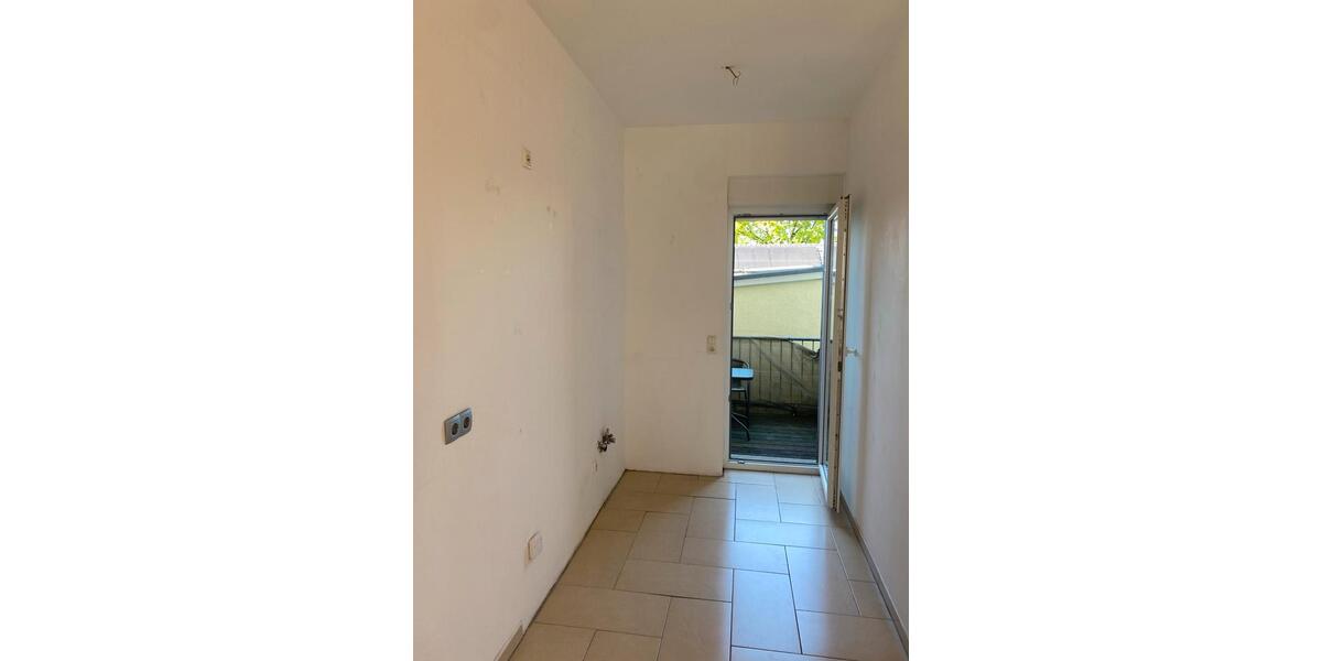 Erdgeschoßwohnung Solingen Burg - 1 Zimmer, 35 m&sup2;, 400&euro; | Angebot:26351718
